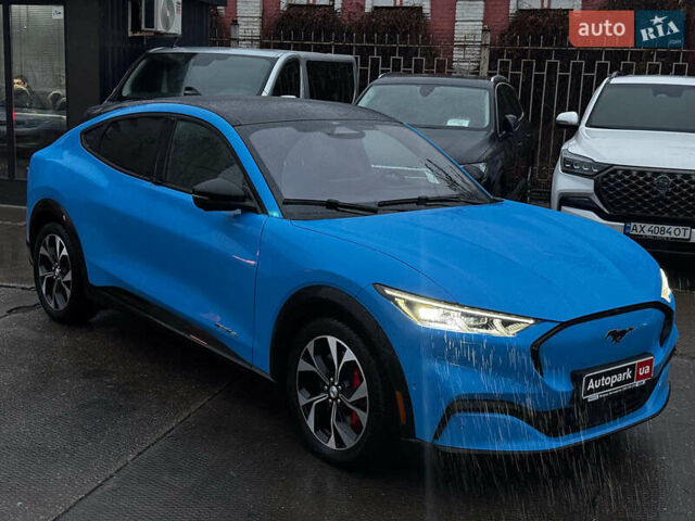 Синий Форд Mustang Mach-E, объемом двигателя 0 л и пробегом 15 тыс. км за 31890 $, фото 9 на Automoto.ua