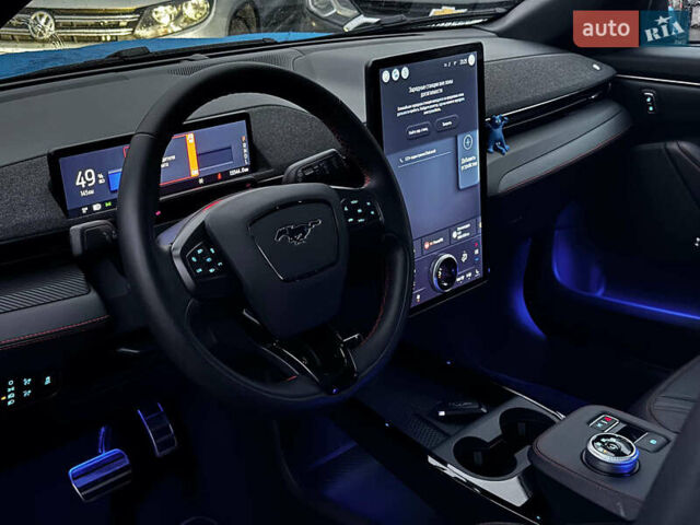 Синий Форд Mustang Mach-E, объемом двигателя 0 л и пробегом 15 тыс. км за 31890 $, фото 30 на Automoto.ua