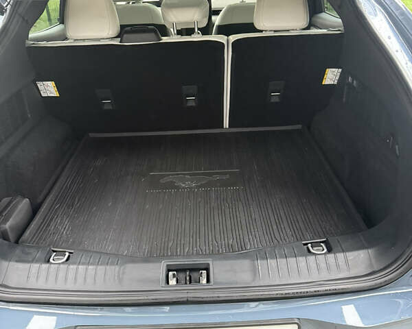 Синий Форд Mustang Mach-E, объемом двигателя 0 л и пробегом 10 тыс. км за 30500 $, фото 22 на Automoto.ua