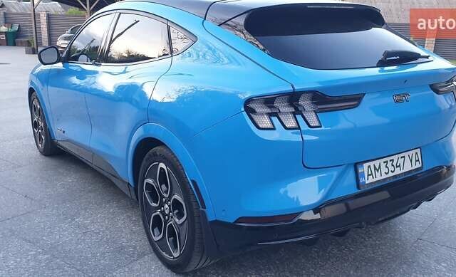 Синий Форд Mustang Mach-E, объемом двигателя 0 л и пробегом 20 тыс. км за 35500 $, фото 2 на Automoto.ua