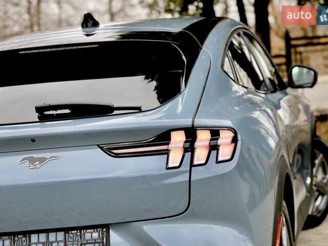 Синій Форд Mustang Mach-E, об'ємом двигуна 0 л та пробігом 7 тис. км за 26900 $, фото 52 на Automoto.ua