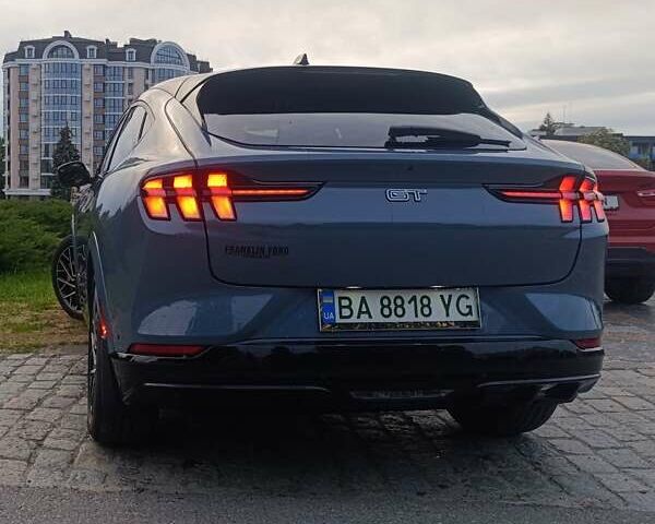 Синій Форд Mustang Mach-E, об'ємом двигуна 0 л та пробігом 5 тис. км за 29500 $, фото 5 на Automoto.ua