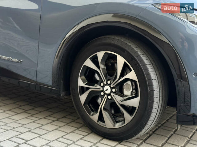 Синий Форд Mustang Mach-E, объемом двигателя 0 л и пробегом 61 тыс. км за 27900 $, фото 15 на Automoto.ua