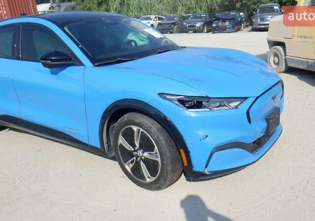 Синий Форд Mustang Mach-E, объемом двигателя 0 л и пробегом 31 тыс. км за 18500 $, фото 3 на Automoto.ua