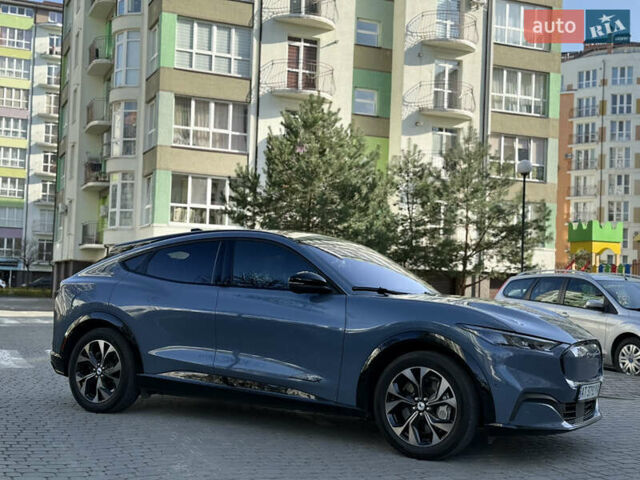 Синий Форд Mustang Mach-E, объемом двигателя 0 л и пробегом 61 тыс. км за 27900 $, фото 13 на Automoto.ua