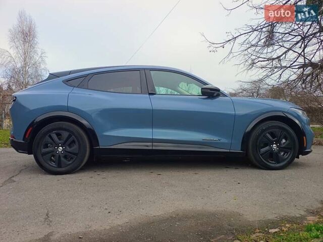 Синий Форд Mustang Mach-E, объемом двигателя 0 л и пробегом 58 тыс. км за 25999 $, фото 23 на Automoto.ua