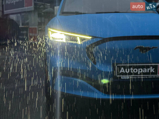 Синий Форд Mustang Mach-E, объемом двигателя 0 л и пробегом 15 тыс. км за 31890 $, фото 11 на Automoto.ua