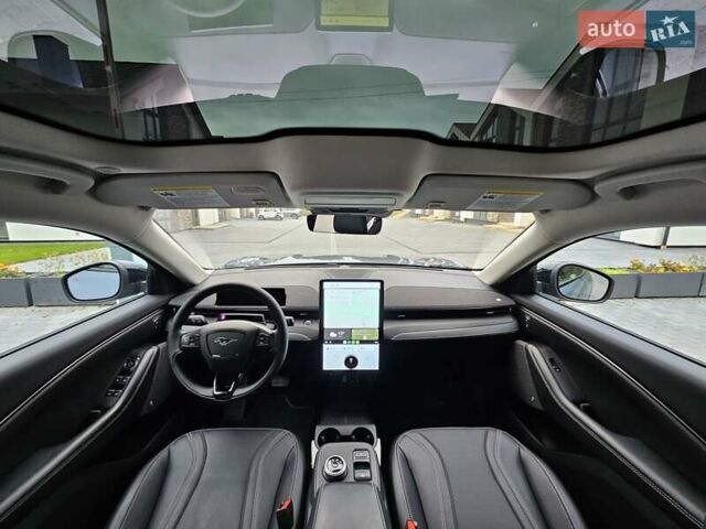 Синій Форд Mustang Mach-E, об'ємом двигуна 0 л та пробігом 93 тис. км за 26800 $, фото 3 на Automoto.ua