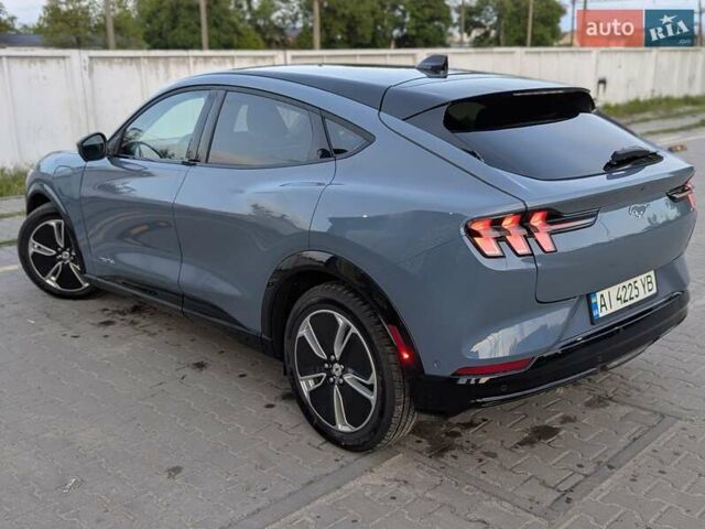 Синій Форд Mustang Mach-E, об'ємом двигуна 0 л та пробігом 12 тис. км за 28500 $, фото 3 на Automoto.ua