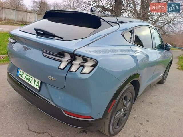 Синий Форд Mustang Mach-E, объемом двигателя 0 л и пробегом 58 тыс. км за 25999 $, фото 20 на Automoto.ua