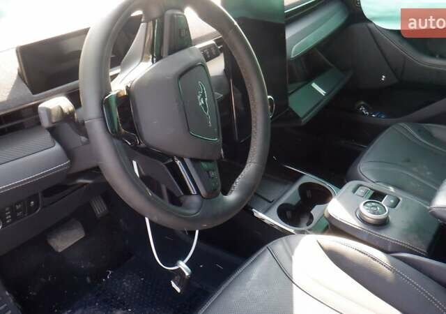 Синий Форд Mustang Mach-E, объемом двигателя 0 л и пробегом 31 тыс. км за 18500 $, фото 19 на Automoto.ua