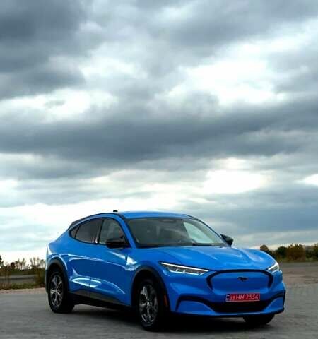 Синий Форд Mustang Mach-E, объемом двигателя 0 л и пробегом 20 тыс. км за 23900 $, фото 1 на Automoto.ua