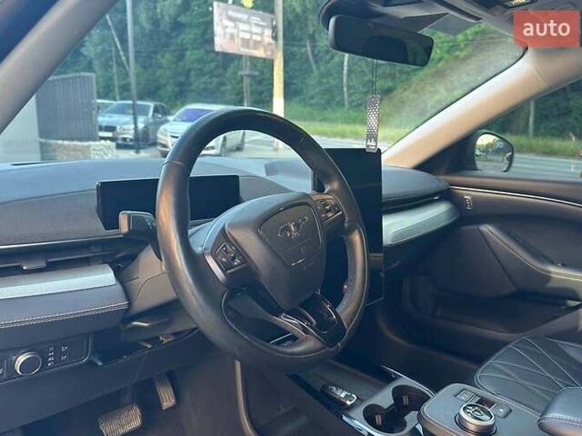 Зелений Форд Mustang Mach-E, об'ємом двигуна 0 л та пробігом 70 тис. км за 25400 $, фото 11 на Automoto.ua