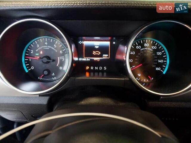 Белый Форд Мустанг, объемом двигателя 2.3 л и пробегом 115 тыс. км за 6600 $, фото 3 на Automoto.ua