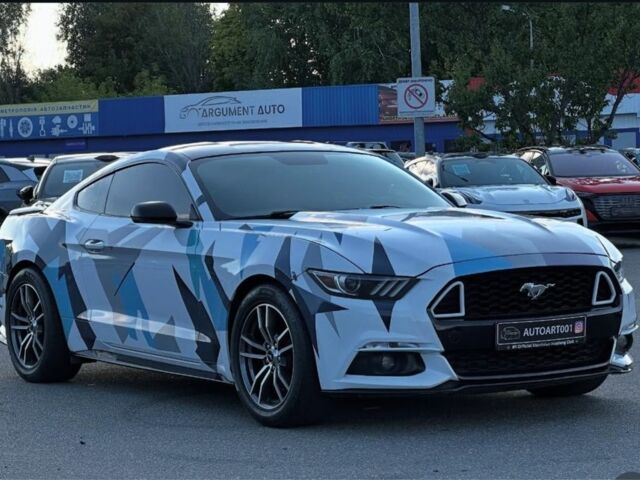 Білий Форд Мустанг, об'ємом двигуна 2.3 л та пробігом 126 тис. км за 10999 $, фото 1 на Automoto.ua