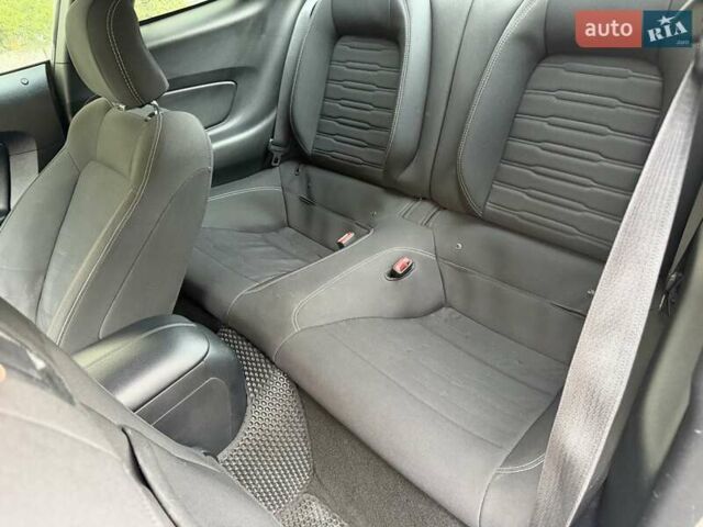 Белый Форд Мустанг, объемом двигателя 2.3 л и пробегом 144 тыс. км за 15500 $, фото 15 на Automoto.ua