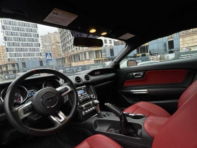 Форд Мустанг 2016 у Києві на Automoto.ua Білий Форд Мустанг, об'ємом двигуна 3.7 л та пробігом 98 тис. км за 16500 $, фото 4 на Automoto.ua