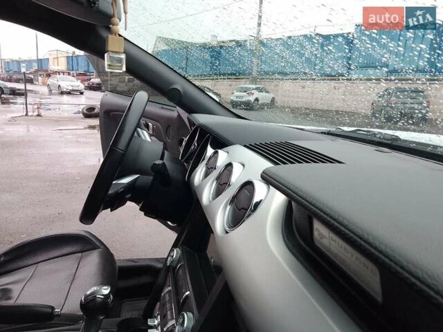 Форд Мустанг 2017 в Одессе на Automoto.ua Белый Форд Мустанг, объемом двигателя 2.3 л и пробегом 128 тыс. км за 18000 $, фото 24 на Automoto.ua