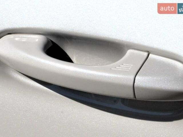 Білий Форд Мустанг, об'ємом двигуна 2.3 л та пробігом 140 тис. км за 12300 $, фото 18 на Automoto.ua