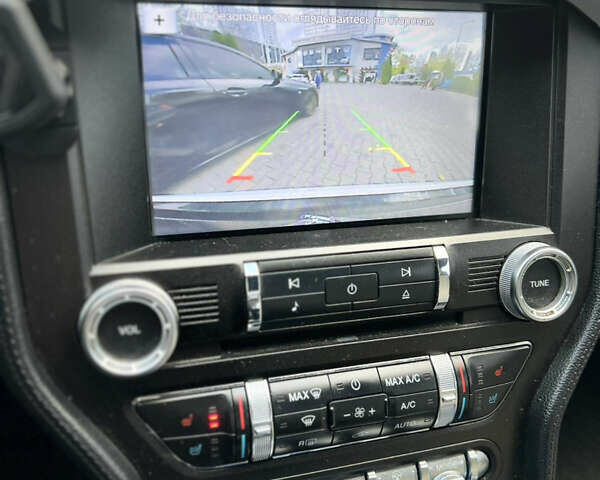 Белый Форд Мустанг, объемом двигателя 2.26 л и пробегом 102 тыс. км за 17900 $, фото 20 на Automoto.ua