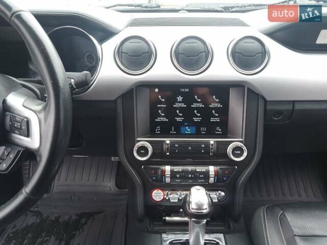 Форд Мустанг 2017 в Одессе на Automoto.ua Белый Форд Мустанг, объемом двигателя 2.3 л и пробегом 128 тыс. км за 18000 $, фото 48 на Automoto.ua