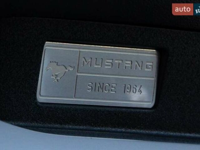 Білий Форд Мустанг, об'ємом двигуна 2.3 л та пробігом 140 тис. км за 12300 $, фото 24 на Automoto.ua