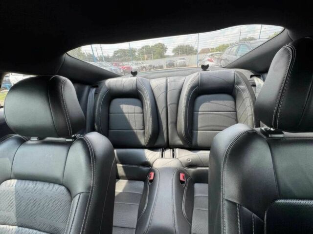 Білий Форд Мустанг, об'ємом двигуна 5 л та пробігом 33 тис. км за 10500 $, фото 10 на Automoto.ua