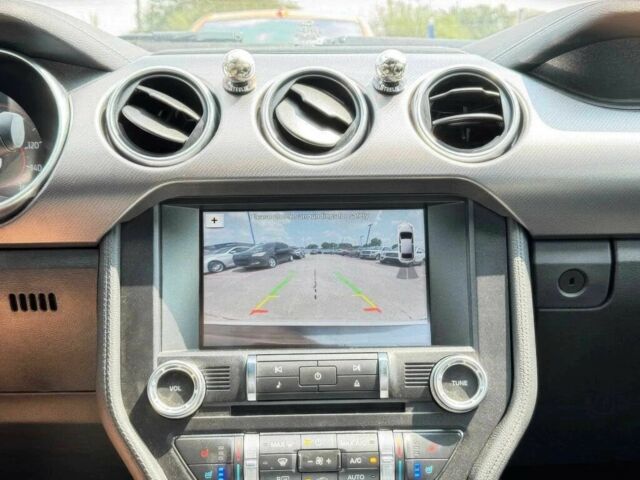 Білий Форд Мустанг, об'ємом двигуна 5 л та пробігом 33 тис. км за 10500 $, фото 8 на Automoto.ua