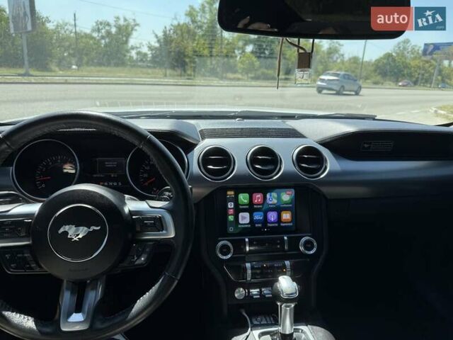 Білий Форд Мустанг, об'ємом двигуна 2.26 л та пробігом 52 тис. км за 24000 $, фото 11 на Automoto.ua