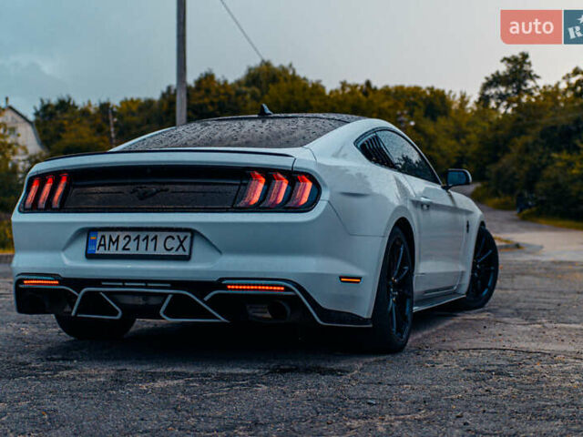 Форд Мустанг 2020 в Житомире на Automoto.ua Белый Форд Мустанг, объемом двигателя 2.3 л и пробегом 107 тыс. км за 22800 $, фото 4 на Automoto.ua