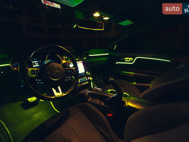 Форд Мустанг 2020 в Житомире на Automoto.ua Белый Форд Мустанг, объемом двигателя 2.3 л и пробегом 107 тыс. км за 22800 $, фото 16 на Automoto.ua