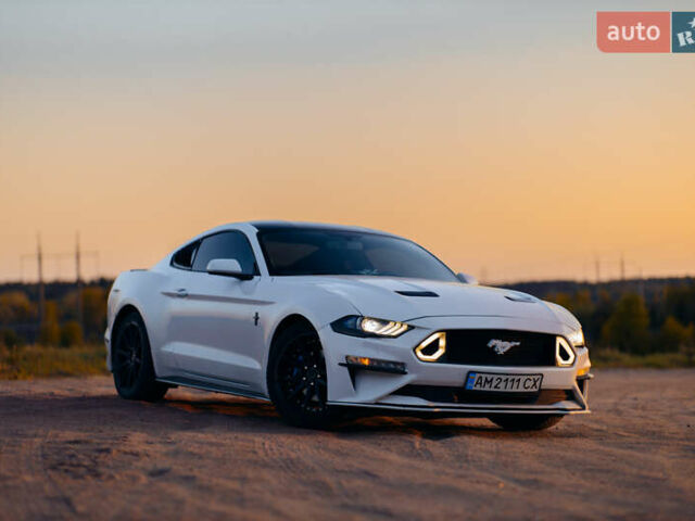 Форд Мустанг 2020 в Житомире на Automoto.ua Белый Форд Мустанг, объемом двигателя 2.3 л и пробегом 107 тыс. км за 22800 $, фото 9 на Automoto.ua