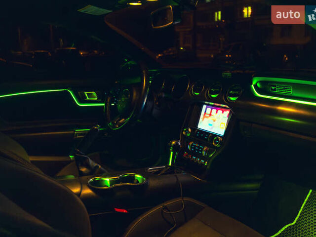 Форд Мустанг 2020 в Житомире на Automoto.ua Белый Форд Мустанг, объемом двигателя 2.3 л и пробегом 107 тыс. км за 22800 $, фото 17 на Automoto.ua