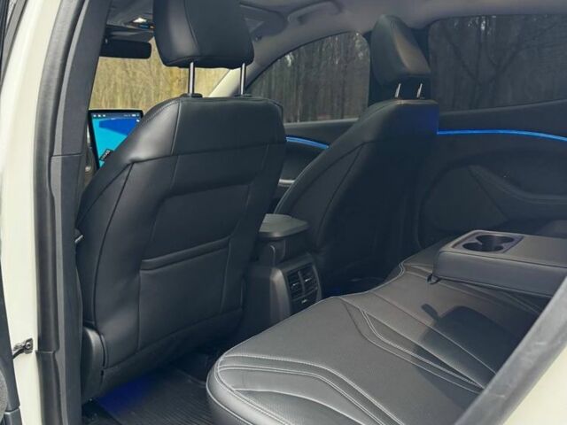 Білий Форд Мустанг, об'ємом двигуна 0 л та пробігом 8 тис. км за 26700 $, фото 9 на Automoto.ua