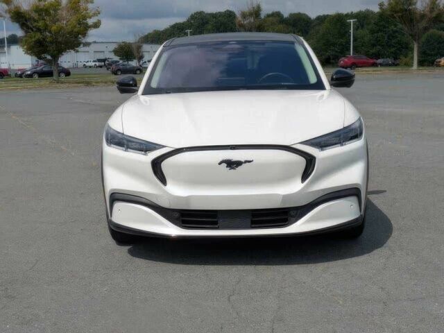 Белый Форд Мустанг, объемом двигателя 0 л и пробегом 17 тыс. км за 15000 $, фото 1 на Automoto.ua