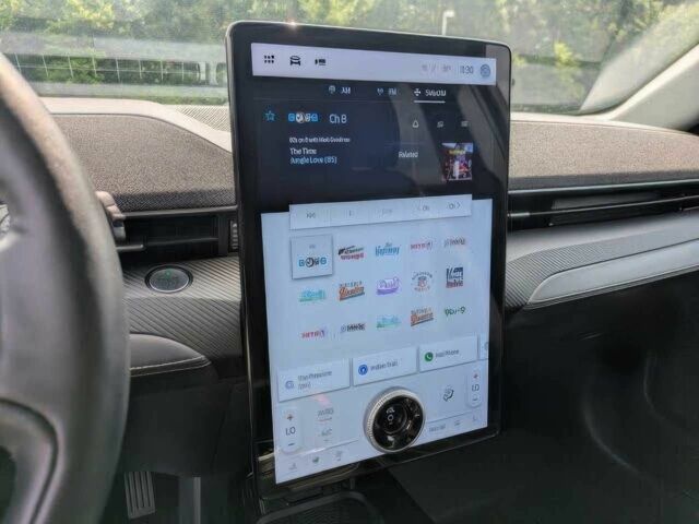 Белый Форд Мустанг, объемом двигателя 0 л и пробегом 17 тыс. км за 15000 $, фото 7 на Automoto.ua