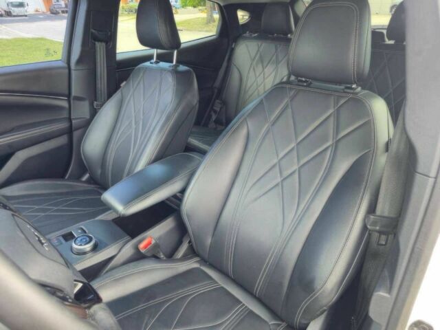 Белый Форд Мустанг, объемом двигателя 0 л и пробегом 15 тыс. км за 10000 $, фото 8 на Automoto.ua