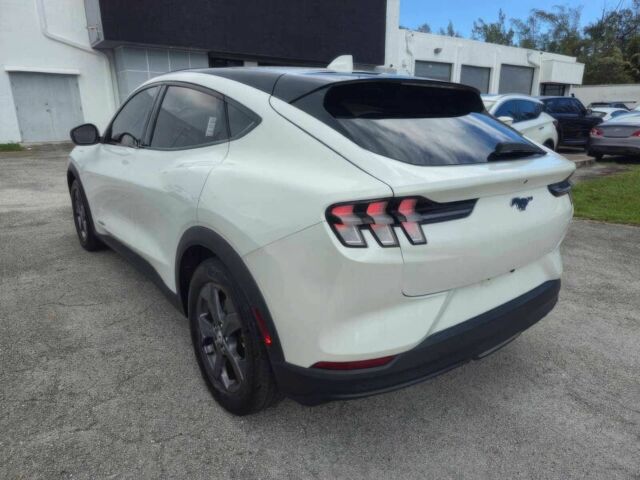 Белый Форд Мустанг, объемом двигателя 0 л и пробегом 15 тыс. км за 10000 $, фото 5 на Automoto.ua