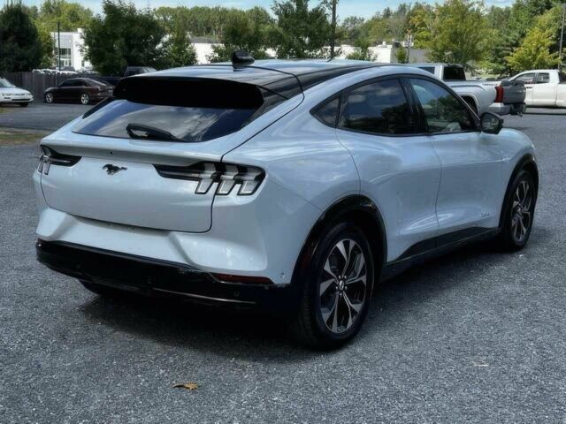 Белый Форд Мустанг, объемом двигателя 0 л и пробегом 17 тыс. км за 9900 $, фото 5 на Automoto.ua