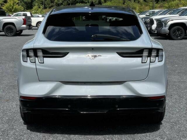 Белый Форд Мустанг, объемом двигателя 0 л и пробегом 17 тыс. км за 9900 $, фото 4 на Automoto.ua