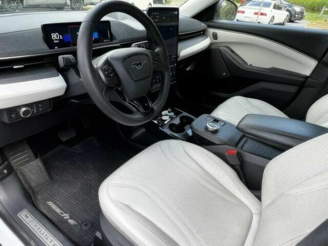 Белый Форд Мустанг, объемом двигателя 0 л и пробегом 17 тыс. км за 9900 $, фото 8 на Automoto.ua