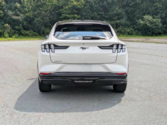 Белый Форд Мустанг, объемом двигателя 0 л и пробегом 17 тыс. км за 15000 $, фото 3 на Automoto.ua