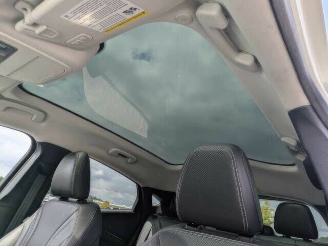 Белый Форд Мустанг, объемом двигателя 0 л и пробегом 17 тыс. км за 15000 $, фото 10 на Automoto.ua