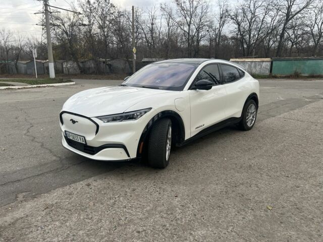 Белый Форд Мустанг, объемом двигателя 0 л и пробегом 31 тыс. км за 33000 $, фото 8 на Automoto.ua