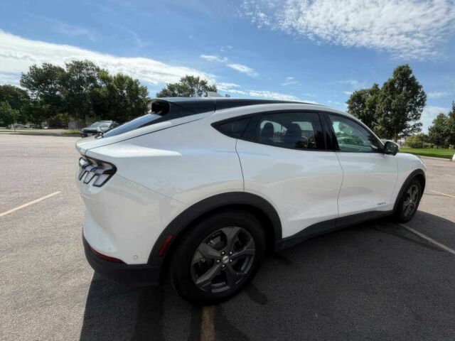 Белый Форд Мустанг, объемом двигателя 0 л и пробегом 20 тыс. км за 9000 $, фото 5 на Automoto.ua