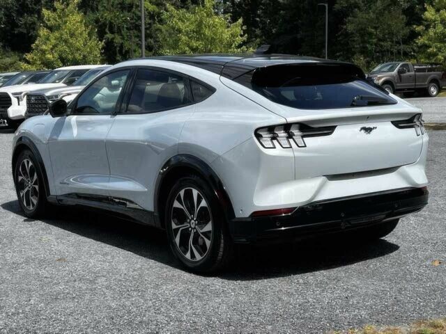 Белый Форд Мустанг, объемом двигателя 0 л и пробегом 17 тыс. км за 9900 $, фото 3 на Automoto.ua