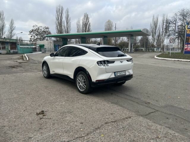 Белый Форд Мустанг, объемом двигателя 0 л и пробегом 31 тыс. км за 33000 $, фото 5 на Automoto.ua