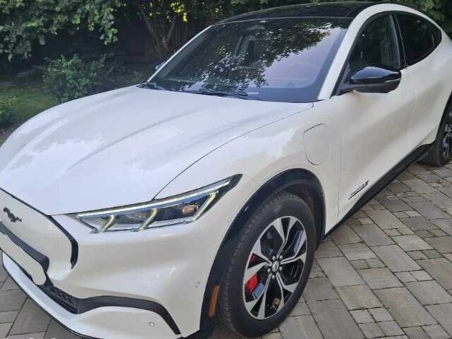 Білий Форд Мустанг, об'ємом двигуна 0 л та пробігом 11 тис. км за 16800 $, фото 2 на Automoto.ua