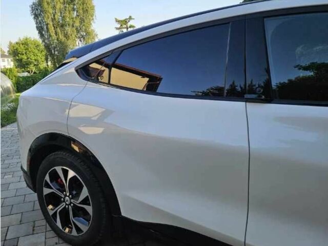Білий Форд Мустанг, об'ємом двигуна 0 л та пробігом 11 тис. км за 16800 $, фото 7 на Automoto.ua