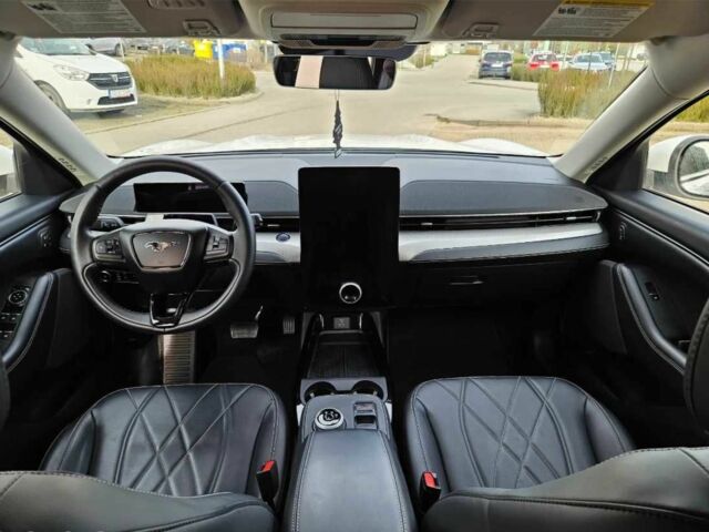 Білий Форд Мустанг, об'ємом двигуна 0 л та пробігом 22 тис. км за 14700 $, фото 10 на Automoto.ua